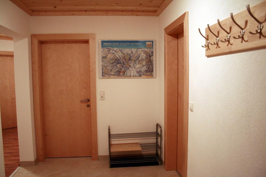 Haus Burbach Appartement Zellberg Buitenkant foto