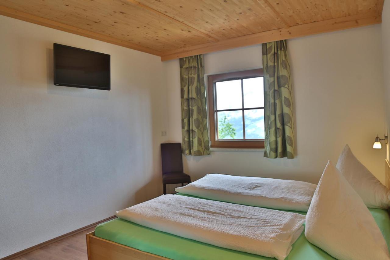 Haus Burbach Appartement Zellberg Buitenkant foto