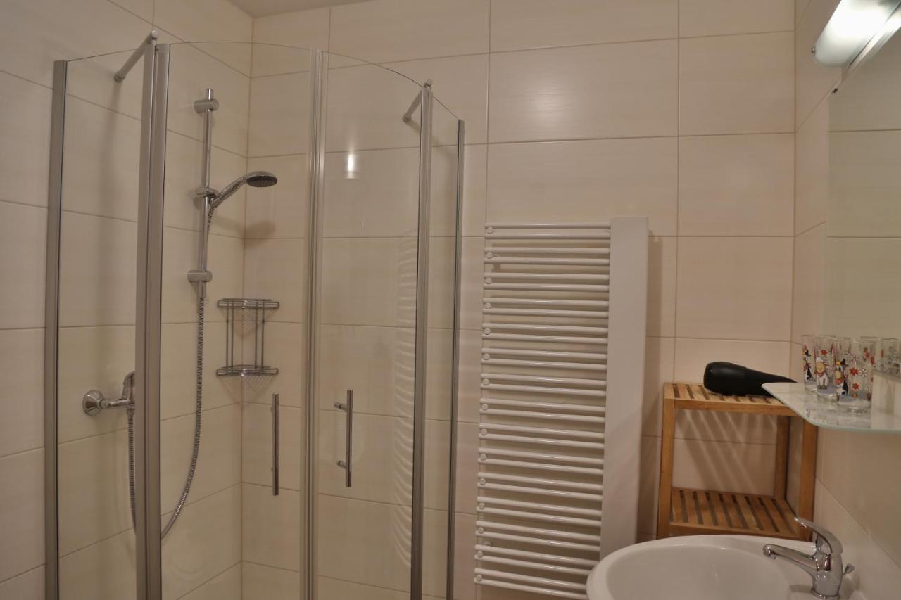 Haus Burbach Appartement Zellberg Buitenkant foto